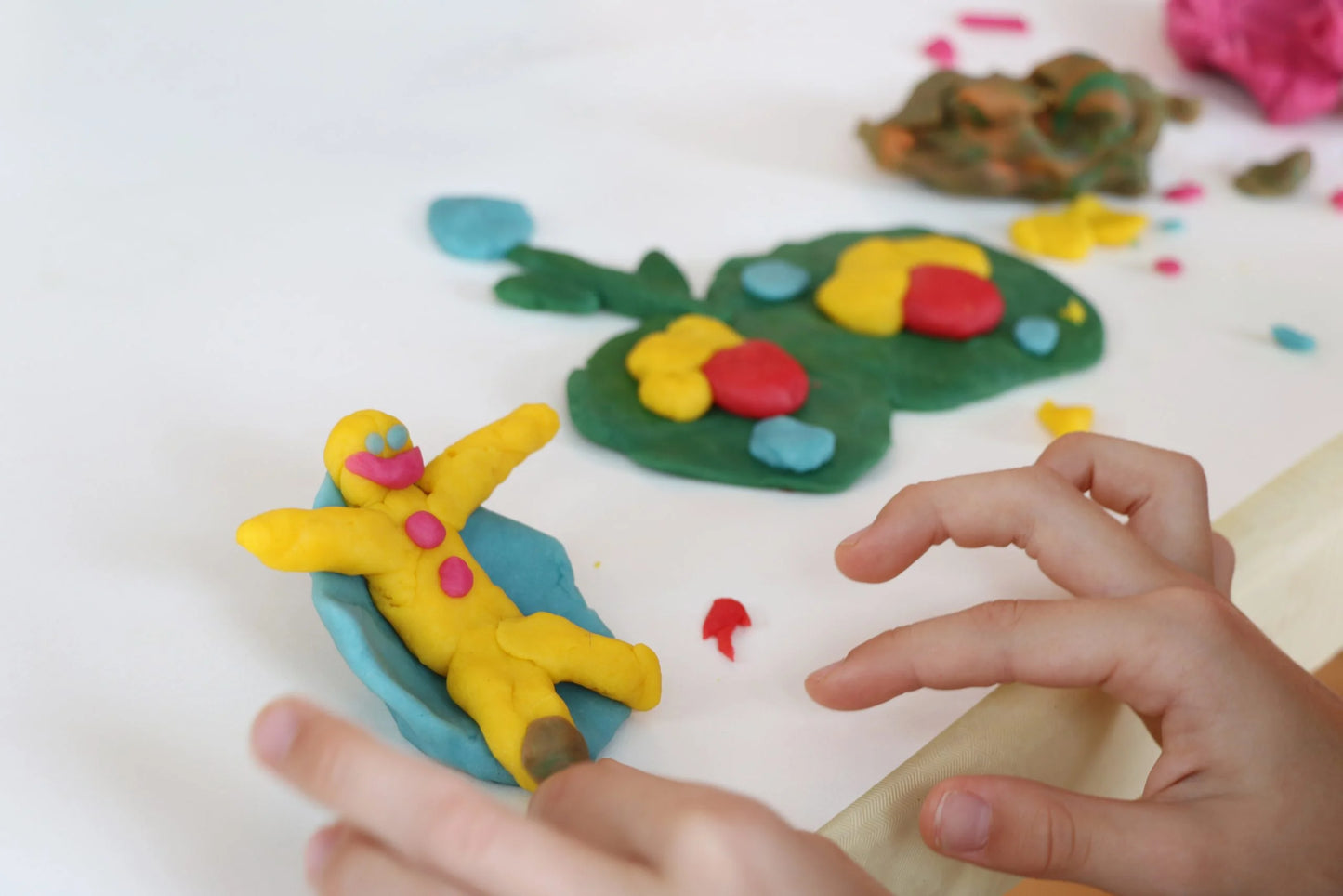 Coffret 4 pots de pâte à modeler - Yuki